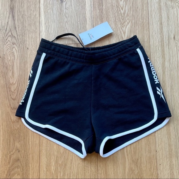 NWT REEBOK CLASSICS LINEAR  SHORTS - XS - Picture 3 of 10